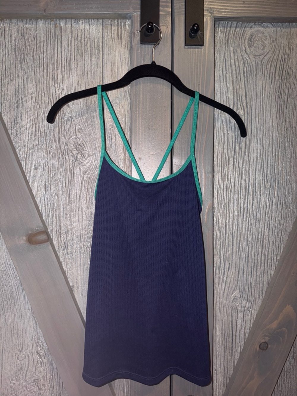 Rabbit Women’s cross back tank top